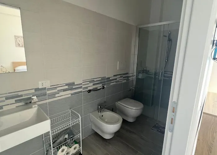 Bed & Breakfast La Finestra Sul Mare 3*